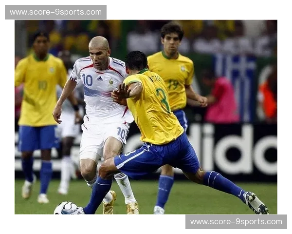 齐祖的绝唱，桑巴的忧伤：2006世界杯法国对巴西的经典对决